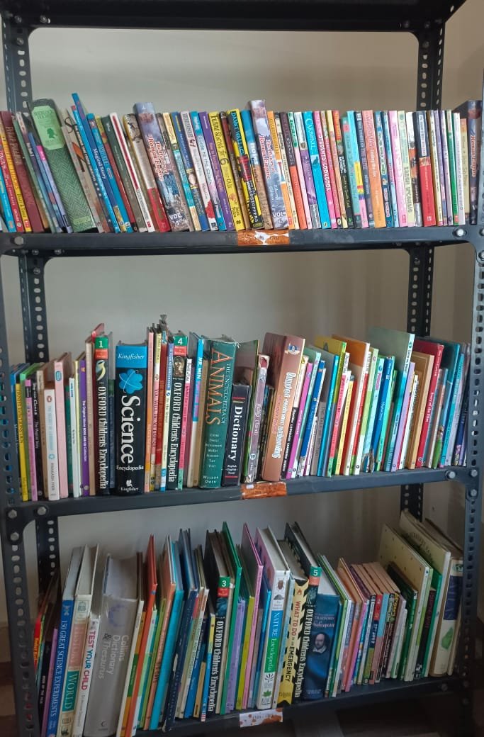 Extensive library collection